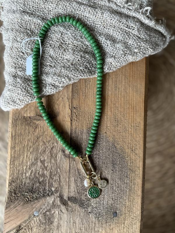 Ketting_groen_bloem